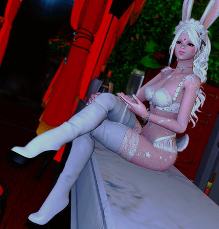 Stephanie Love ( Co Owner )